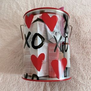 Mystery makeup bundle